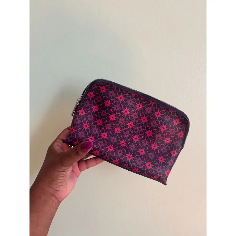 Coach Waverly Signature Cosmetic Case